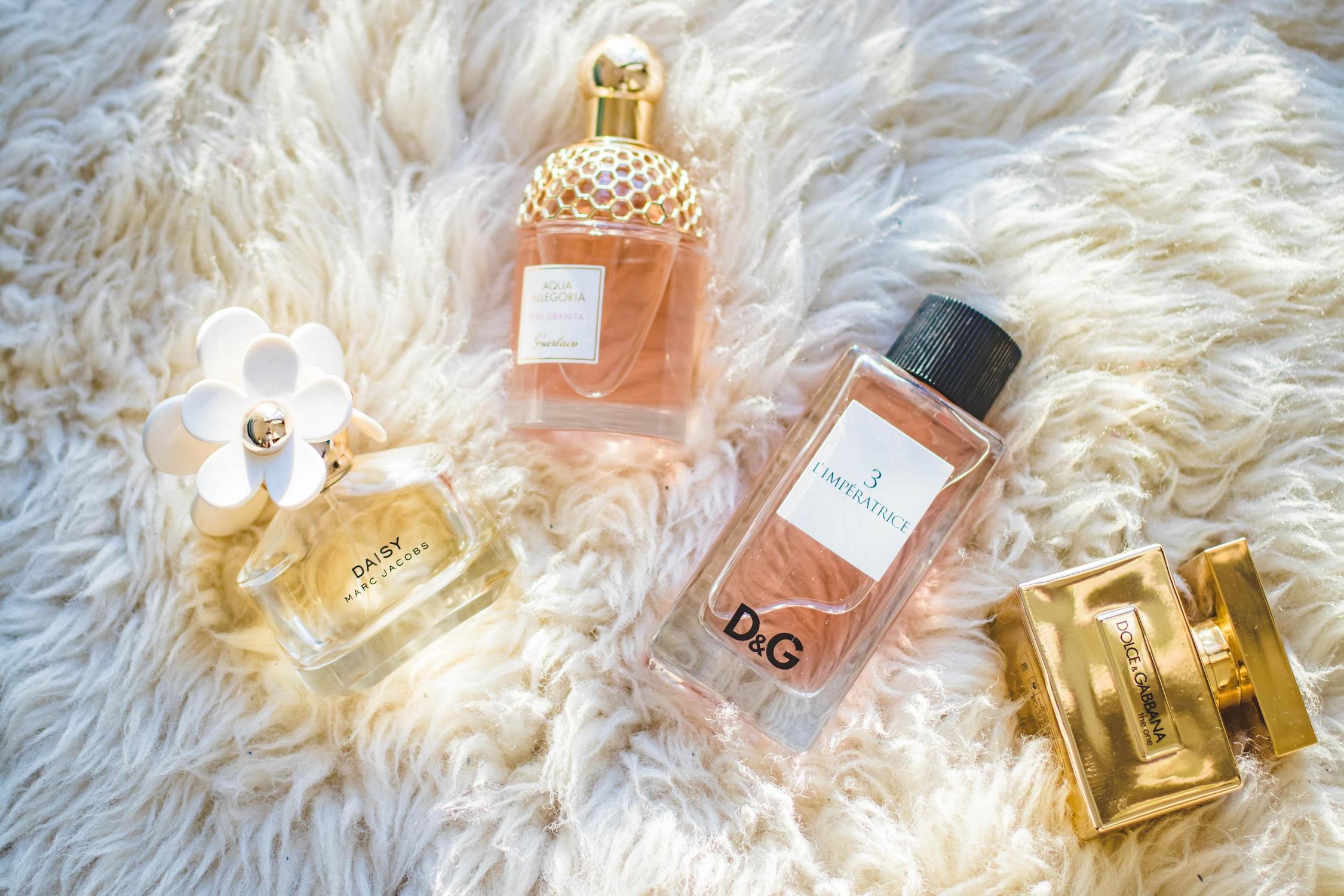 Perfume & Cologne
