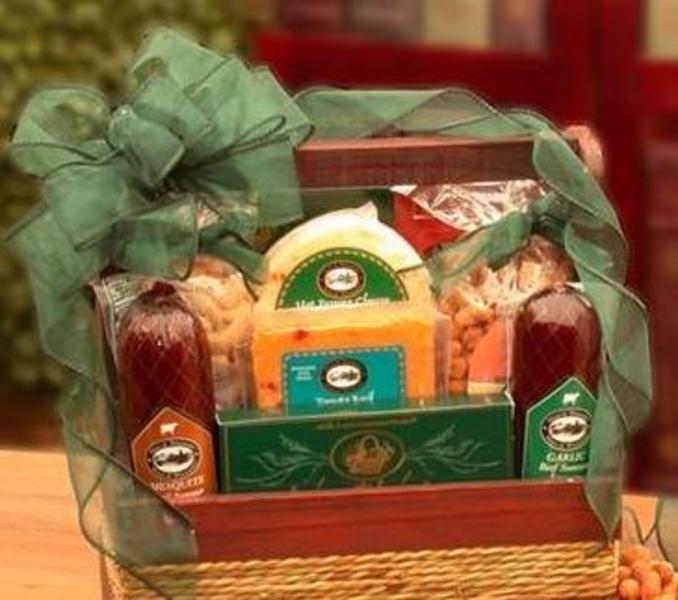 Sausage & Nut Tote Gift Basket